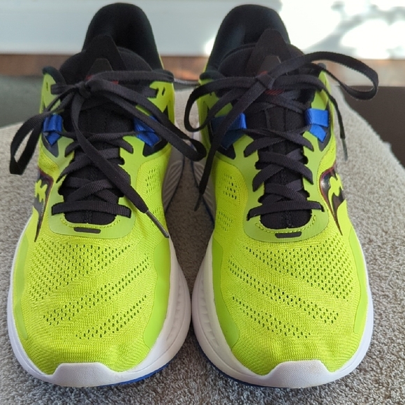 Saucony Men's Size 10 Neon Yellow Running Shoes Awesome Shape!!!! - Picture 5 of 15